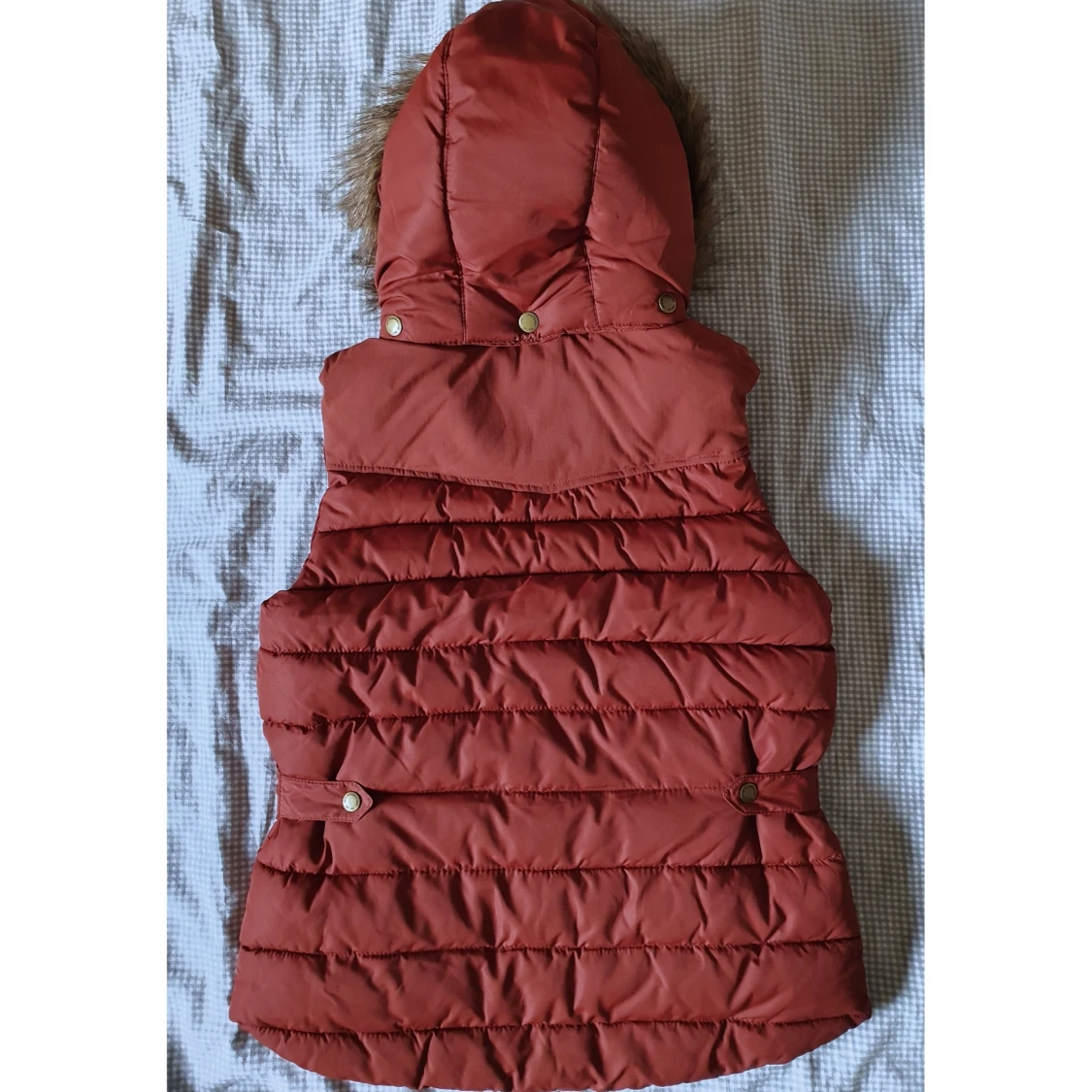 Skön och mysig väst från H&M i strl 38 - 90