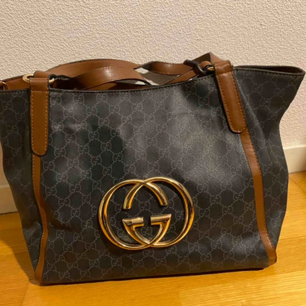 Gucci väska, A-kopia. Använd 1 gång, kan fraktas. . Väskor.