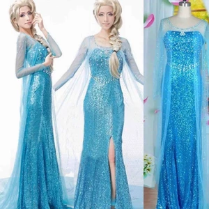  - ELSA  KLÄNNING NYTT & PLOMBERAD..LÅNG GLITTRIG JÄTTEFIN KLÄNNING,MASKERAD KLÄNNING VUXEN. Detaljer:material: polyester. Storlek.M++ mot storlek L.Paljetter med glittergarn. Färgljusblått, leveranstid:2-4 vardagar. Skickas som spårbart paket.   