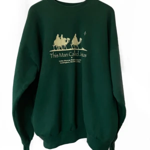 90’s vintage sweater - 90’s vintage sweater, bra vintage skick i storlek M/L ⚡️ bud från 500, säljes Direkt för 650 (+ frakt 63 kronor) 