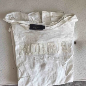  - 💙💙Skriv privat för mer info om plagget. Frakten är oftast 63kr med postkort skicka lätt men om det är mindre plagg=billigare. Är öppen för byte. Paketpris går att fixa!! Tveka inte att höra av er vid frågor!! 🥰🥰🥰