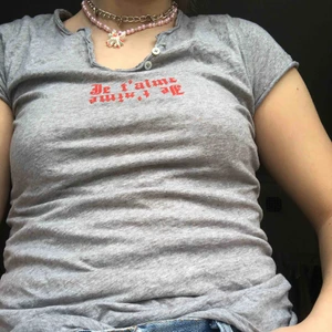 Cool Zadig t-shirt - Super gullig t-shirt från Zadig&voltaire som endast är använd 3ggr💞💞 nypris 900kr🙌🏽