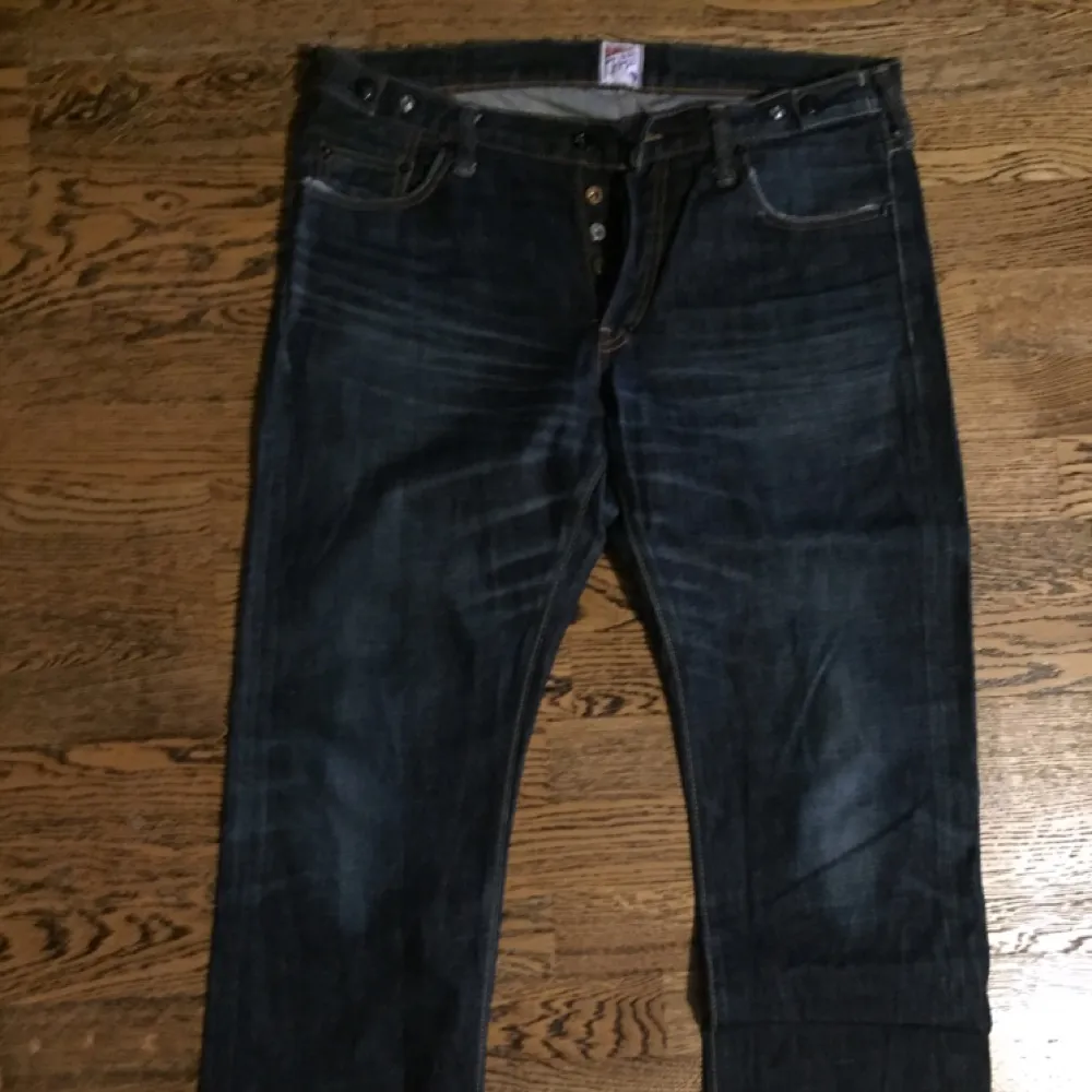 Straight leg 1 year wash PRPS Jeans from Japan. Great detailing. Years old but rarely worn.. Jeans & Byxor.
