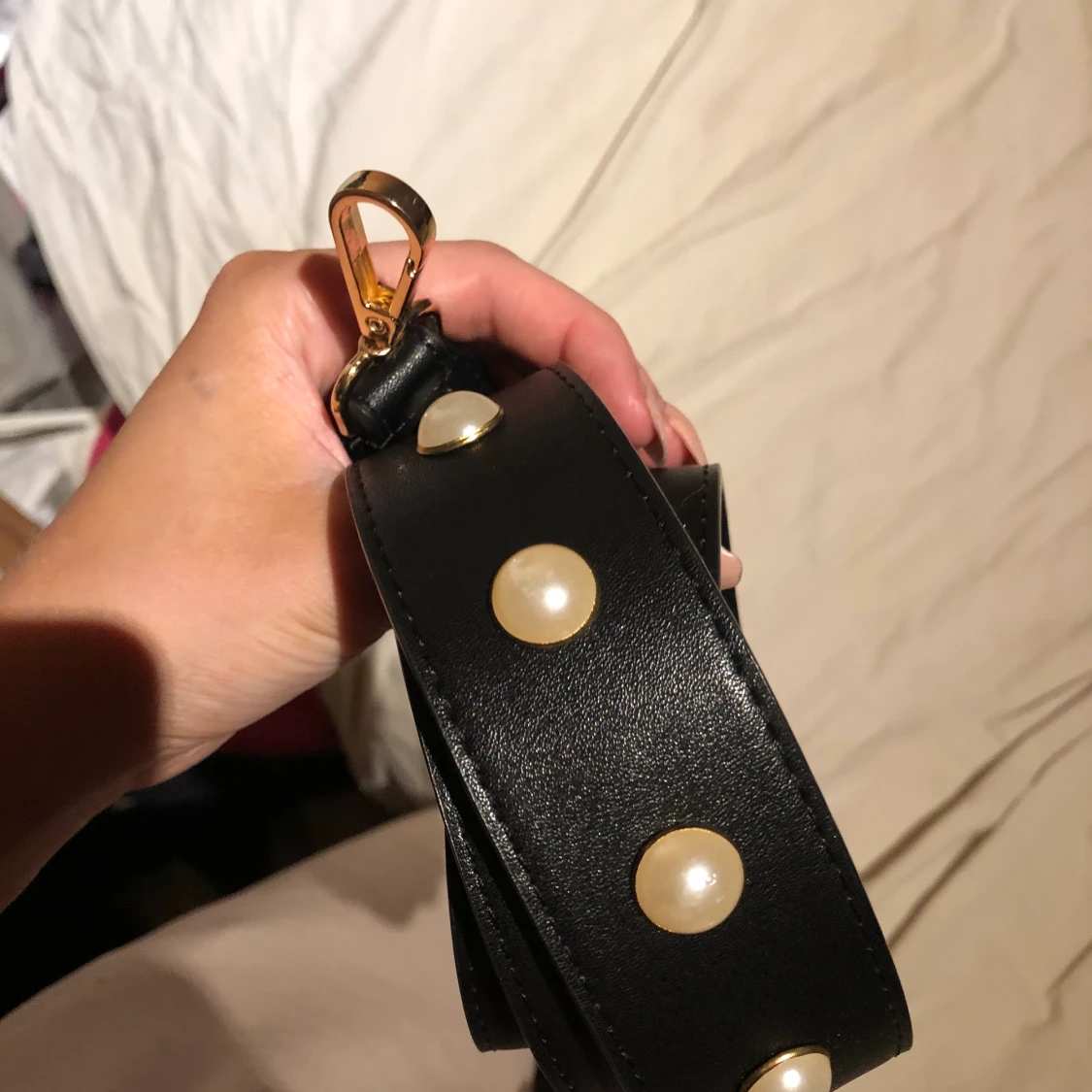 Väskband med pärlor 