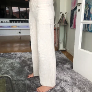 Linnébyxor - Super fina linnébyxor som inte kommer till användning storlek S men passar både mindre och större 