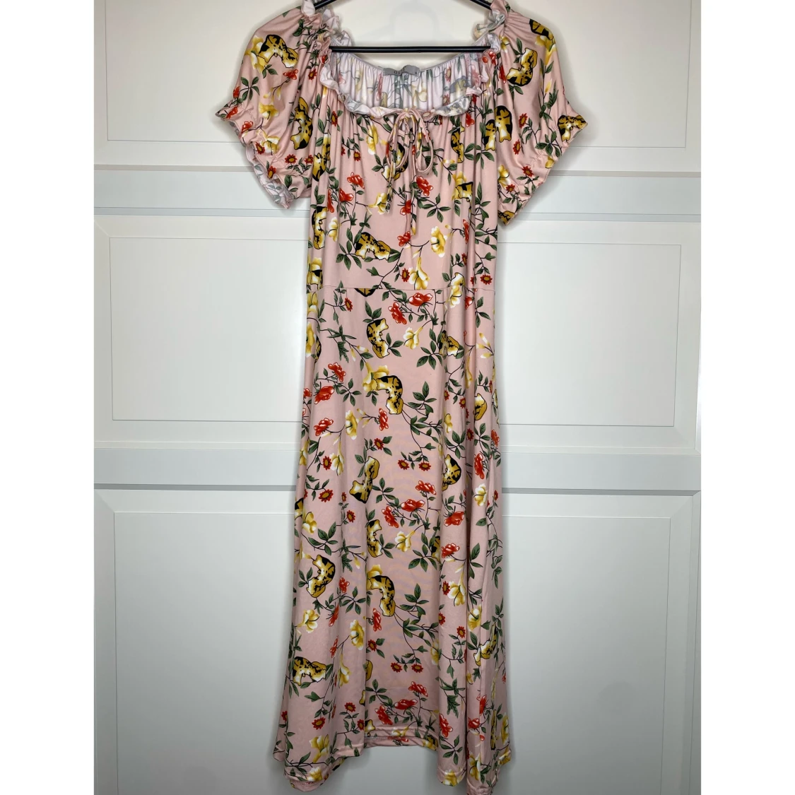 Rosa Blommig Sommarklänning