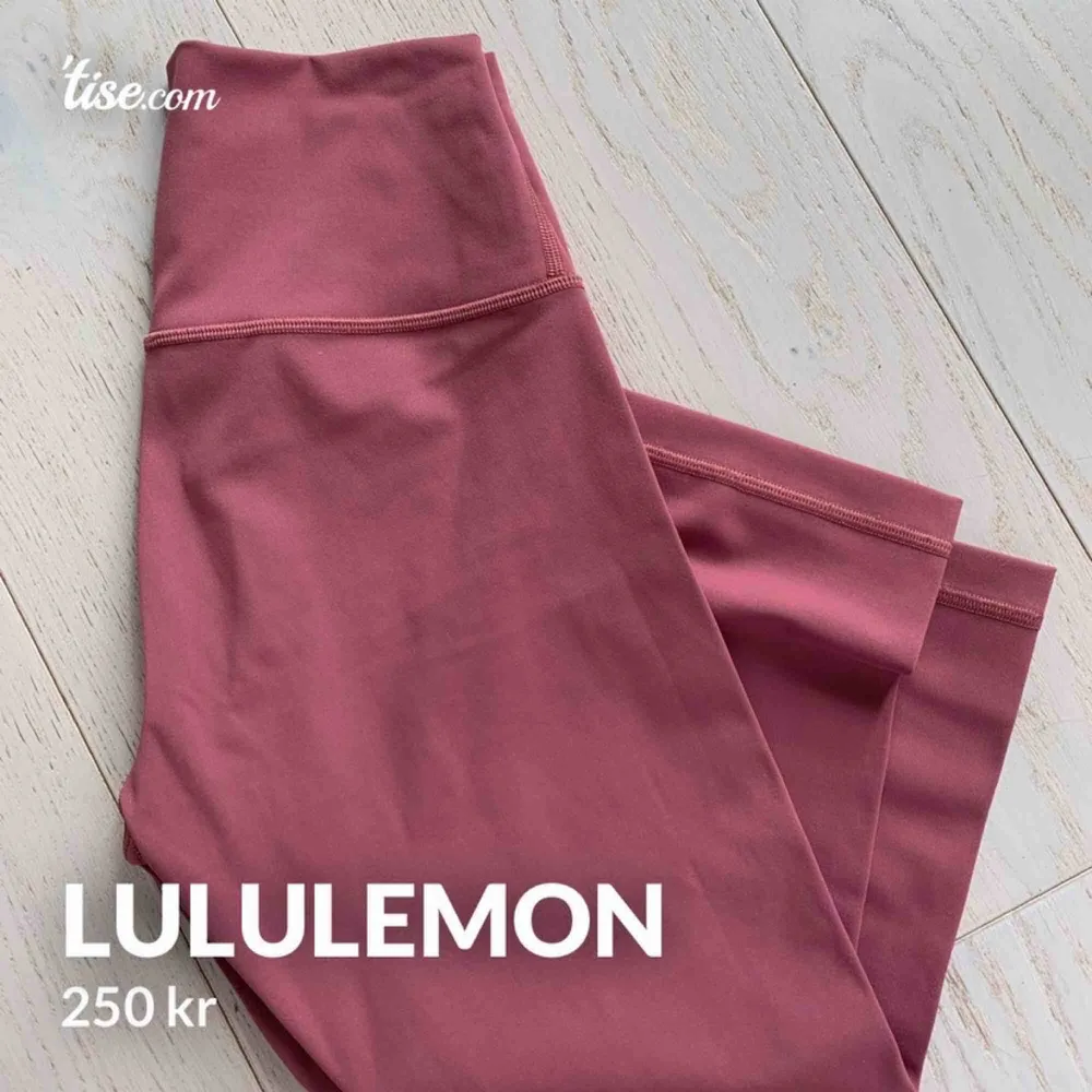 Super snygga Lululemon i modellen på andra bilden  (hittade inte den färgen på nätet pga att den är slutsåld) 💕. Jeans & Byxor.