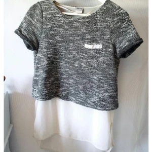  - Fin t-shirt/top. Använt skick. 