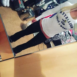  - Hollister tröja använt bra skick 