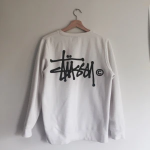  - Begagnat skick, alltså lite urtvättad men fortf snygg!