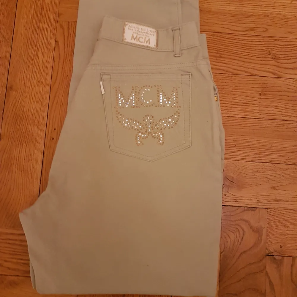 MCM byxa som ny.. Jeans & Byxor.