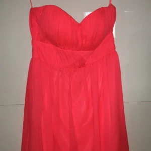  - Sommarklänning. Kan frakta 