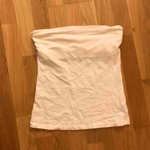  - Snygg tröja utan band! Köparen står för frakten🥰