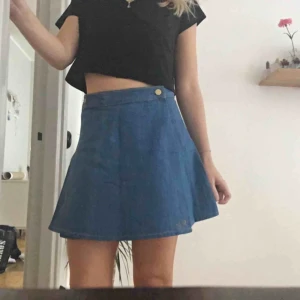  - Jeans kjol från Crocker med designsamarbete med Sandra Beijer