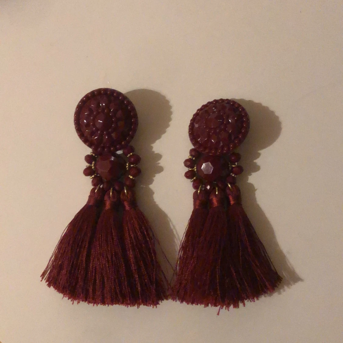 röda örhängen  - 90