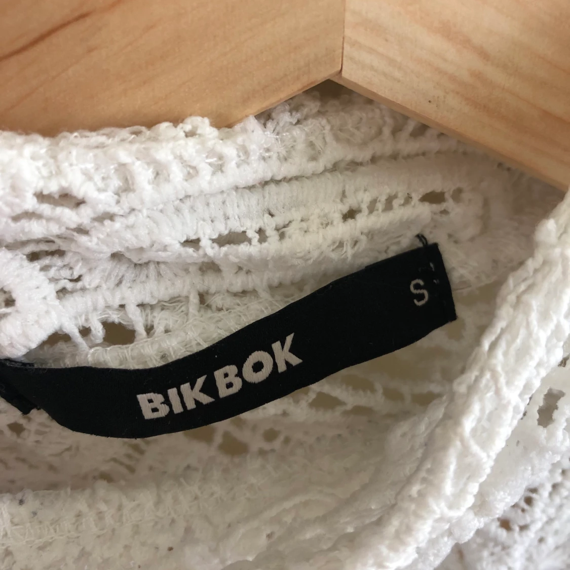 Blus från Bikbok, strl. S - 90