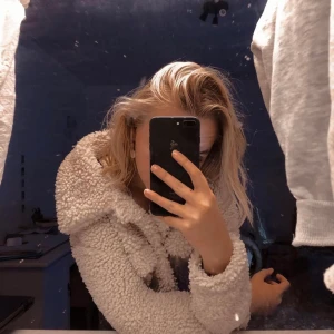 Teddy jacka - Fin teddyjacka från Gina, strl xs💕