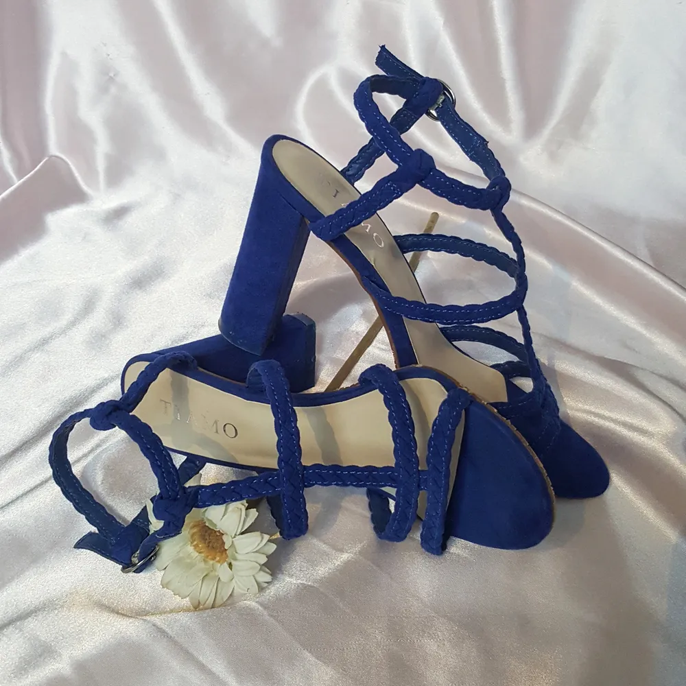 🦋 BEAUTIFUL SUEDE DEEP BLUE SANDALS WITH 8.5cm/3.3