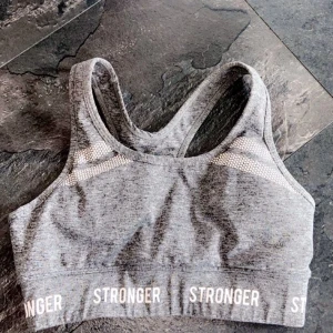 Stronger bh - Den stronger top som tyvärr blivit förliten för mej, men jättefint kvalite