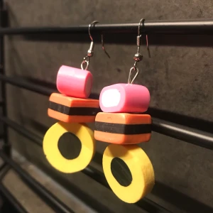 Örhängen - Supersöta godisörhängen <3 lägg ett bud! 