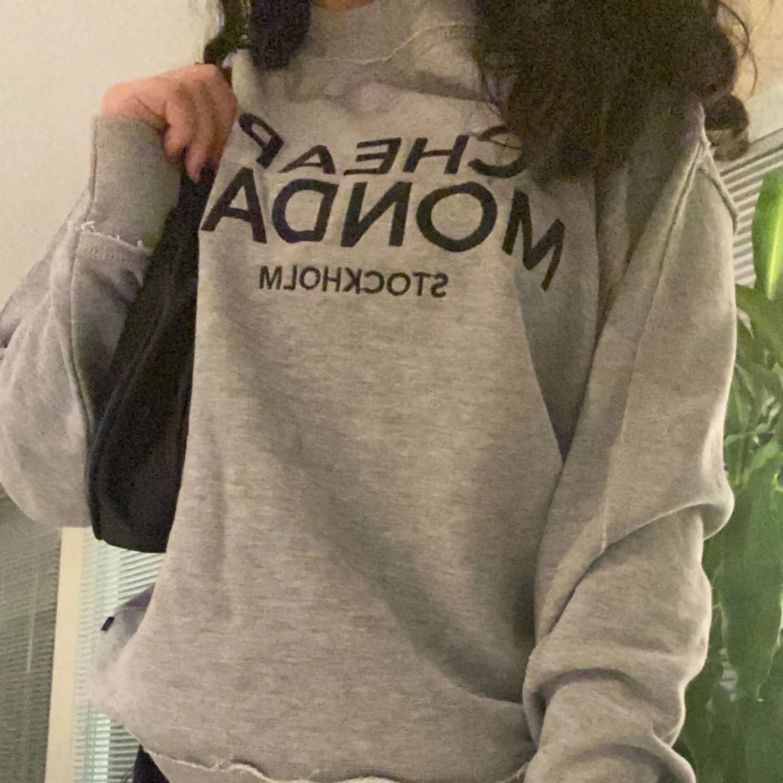 Cheap Monday sweatshirt storlek L - 90