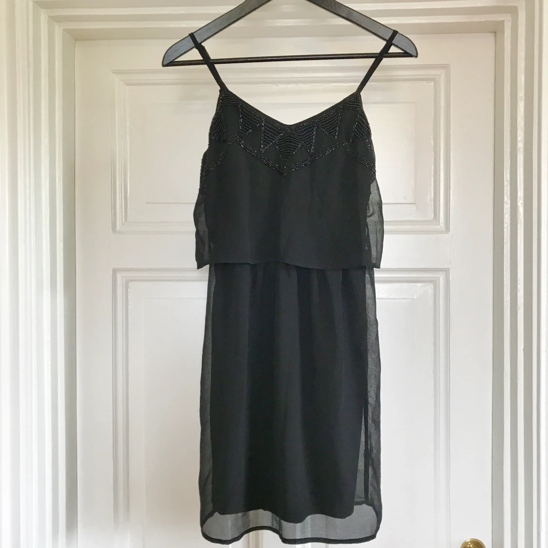 Pärlbroderad festklänning - 91