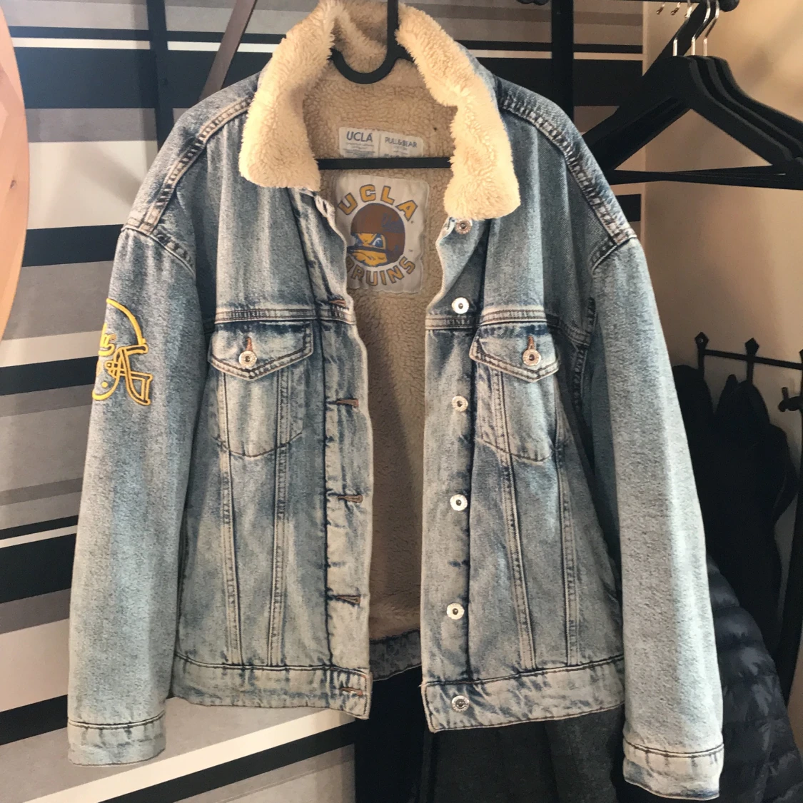 Fodrad jacka från Pull and Bear