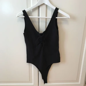  - Snygg body! Säljer pga för liten