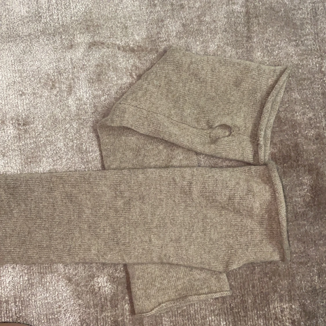 Lisa yang Kashmir vantar - 90