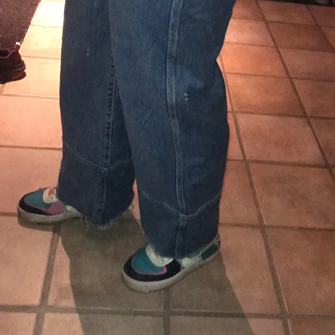 BALLA jeans i slack marble blue köpta i London. - 91