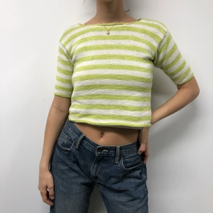 Cute tröja - Supersöt tröja! Saknar storlek. Personen är 170cm! 🥰