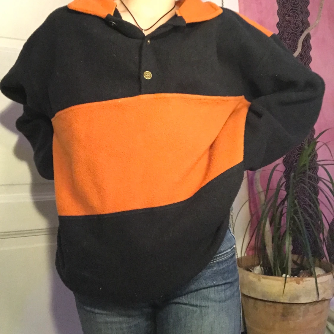 Tjock tröja i väldigt bekvämt material