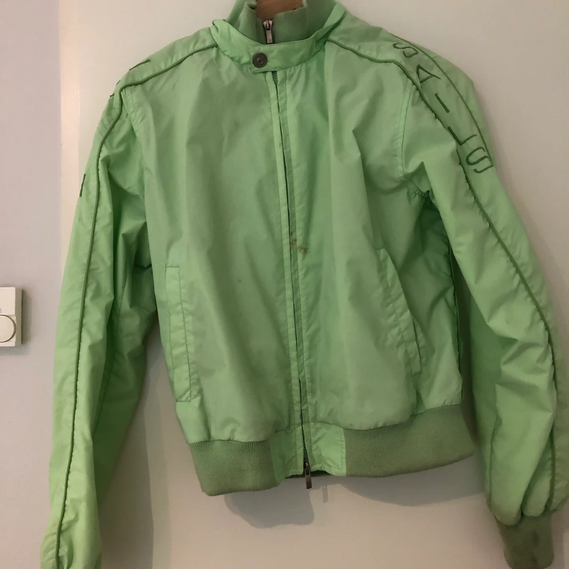 Pastellgrön tunnare jacka! - 91