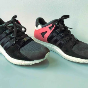  - Adidas EQT Equipment support  Skick: 9/10  Sparsamt använda Otroligt bekväma och snygga sneakers. Nypris 1400kr   Möts upp eller skickar, köparen står för frakten. Swish betalning