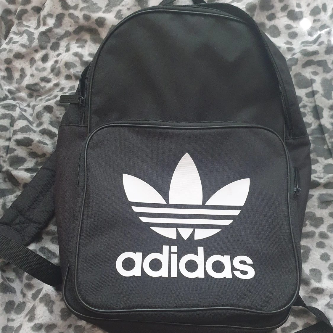 Adidas och nike  - 90