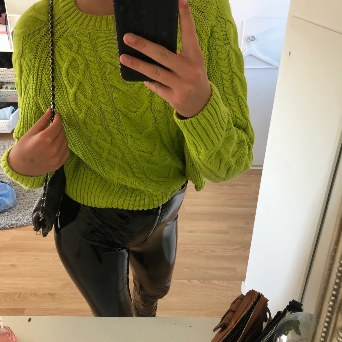 Grön stickad tröja