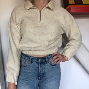 Teddy tröja  - Teddy tröja från Gina trico, aldrig använd 