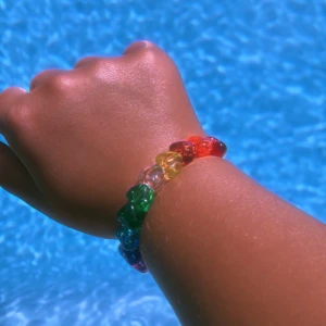 Summer band - Ett fint och glatt sommar band:) med olika glada färger