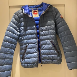 Colmar jacka - Colmar jacka i EU S väldigt sparsamt använd - fint foder :) 