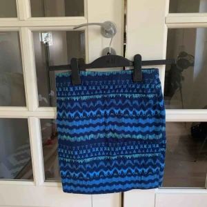  - Tight kjol från Hollister. Frakt tillkommer