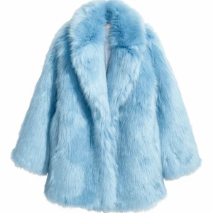  - NU 600:-!!!  Helt oanvänd fuskpäls införskaffad slutet av 2017. Perfekt skick. Nypris 1000 kr. Bilder tagna från google. Upphämtning i Göteborg prioriteras (pga tung jacka), men kan skickas mot frakt + emballagekostnad. 