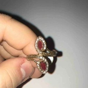  - Jätte fin ring. Inget saknas. Frakt 9kr.