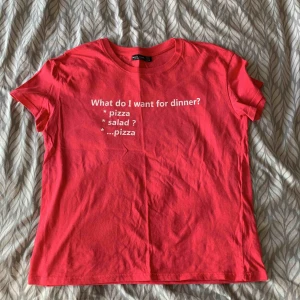  - Fun tee-shirt i never wore it so it’s new