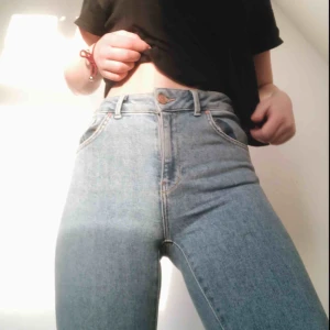  - Årets finaste jeans från bikbok 