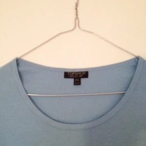 Blå magtröja från topshop, aldrig använd - Blå magtröja från topshop, aldrig använd