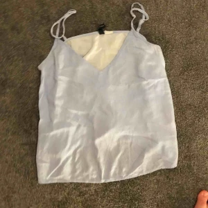  - Fint linne från hm, frakt ingår i priset 