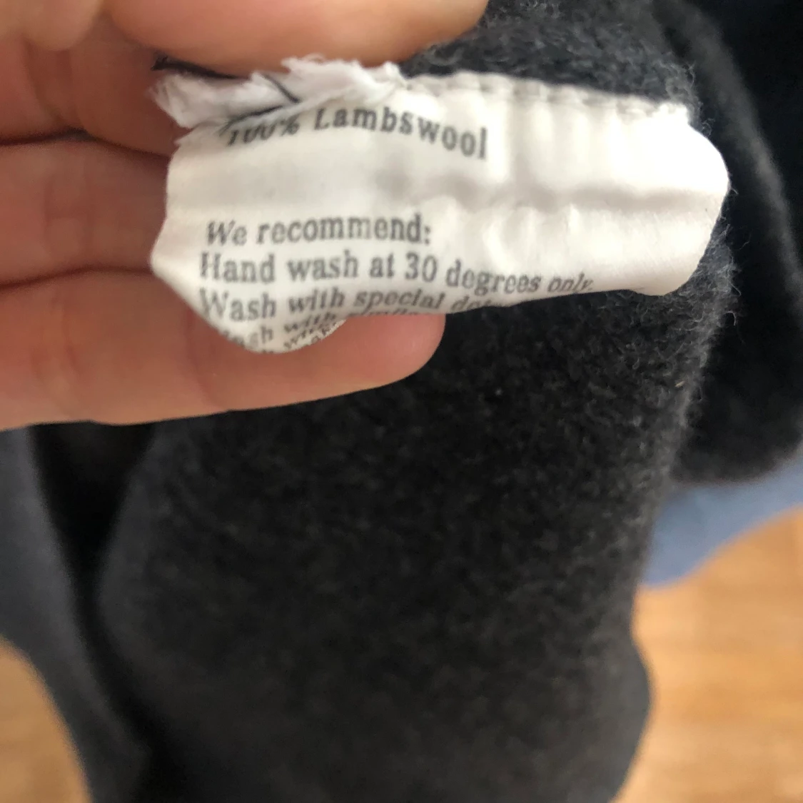 Mörkgrå stickad tröja  - 90