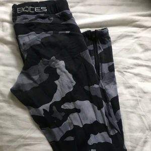 Better bodies tights - Betterbodies tights stl M. Väl använda där av priset men är hela och användbara ändå. Betalning sker via swish och köpare står för ev frakt 🚚 