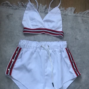 ZAFUL set - Använt fåtal gånger. Väldigt stretchigt och inte genomskinligt