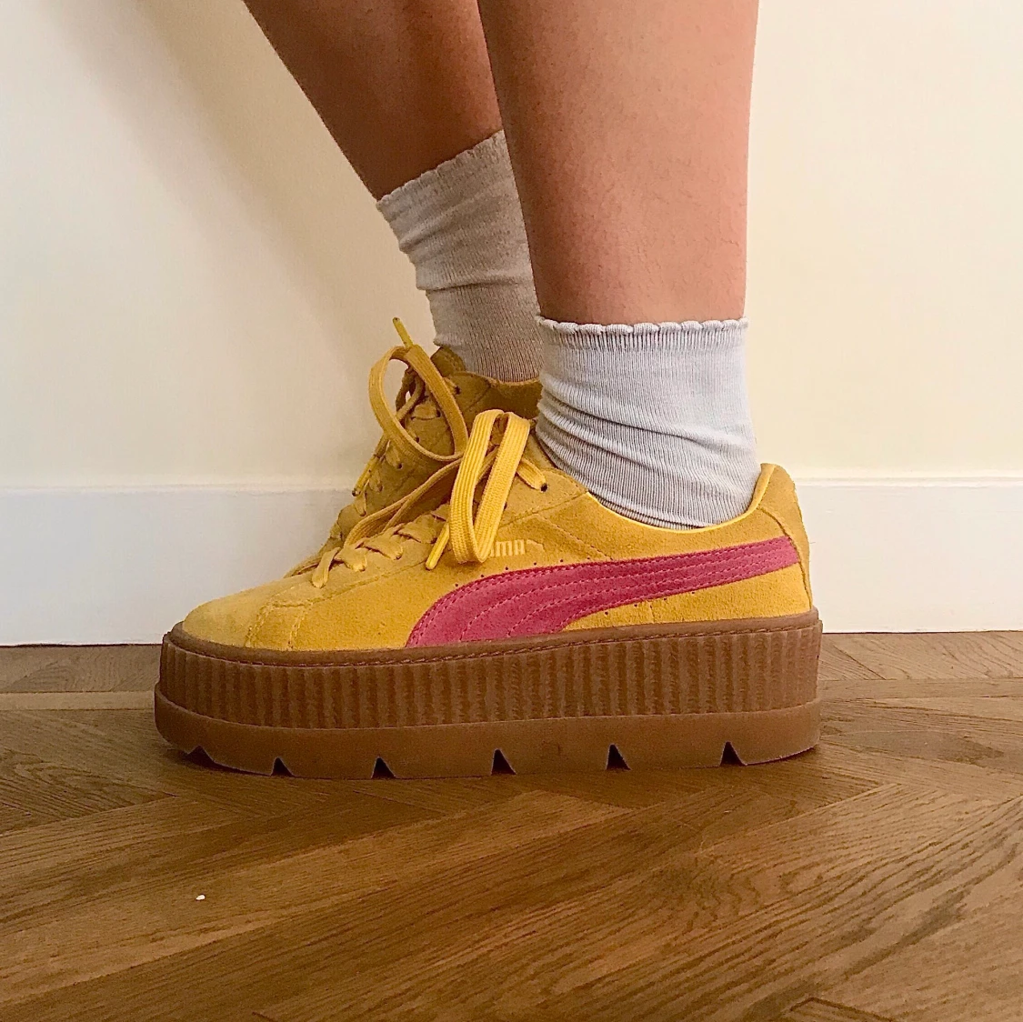 Puma X Fenty citron/rosa  - 90